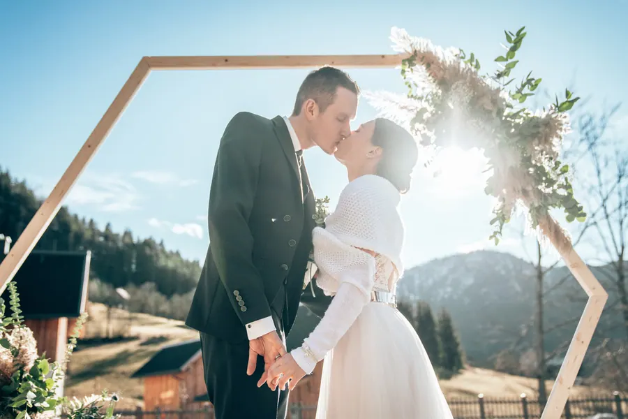 Hochzeitsfotografie Narzissendorf Zloam, Bad Aussee: Sarah & Alexander, Winter, Bild 4