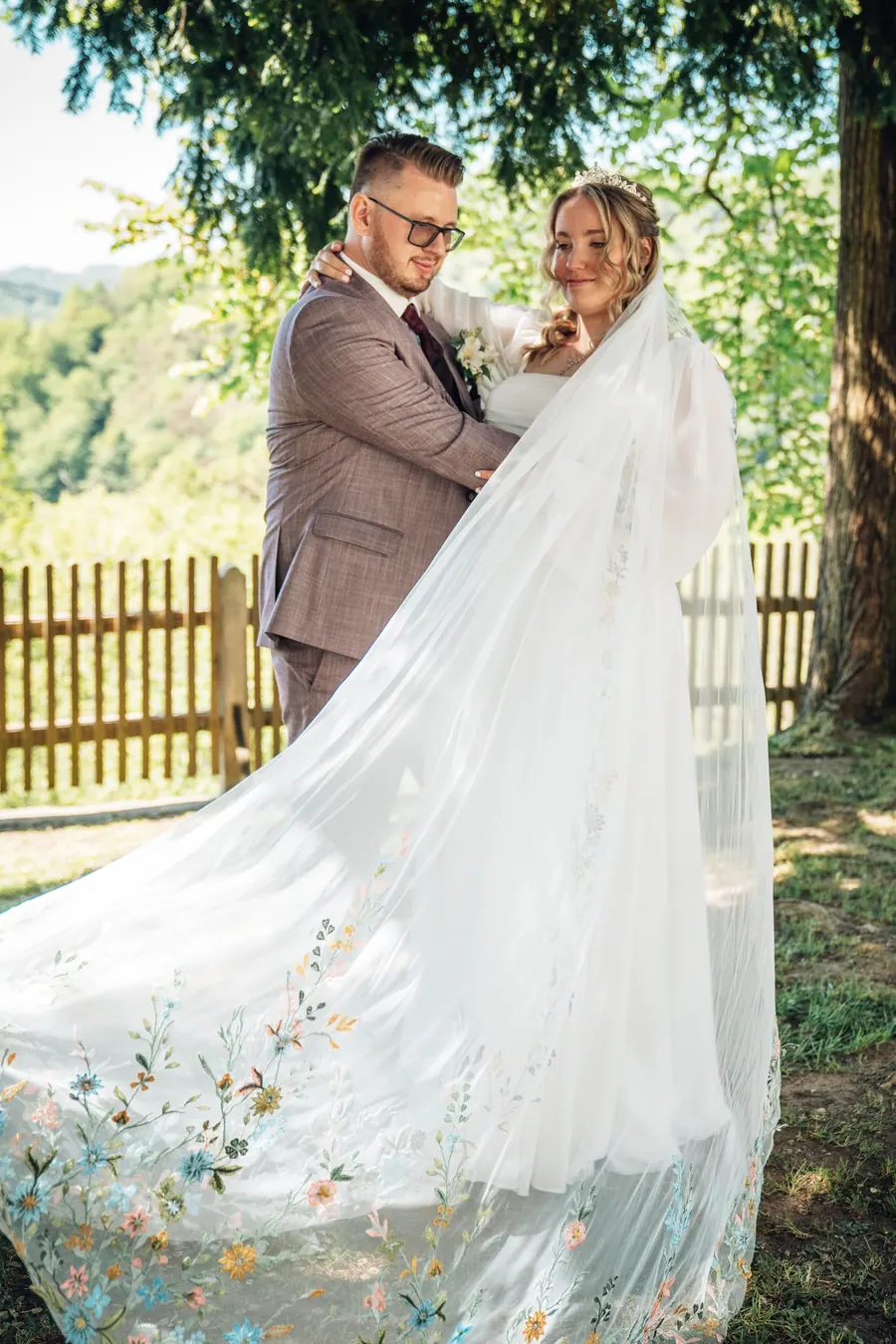 Hochzeitsfotografie Schloss Seggau: Stefanie & Kevin, Frühling, Bild 8