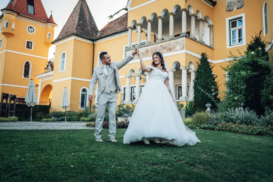 Hochzeitsfotografie Georgi Schloss: Vanessa & Konstantin, Sommer, Bild 16